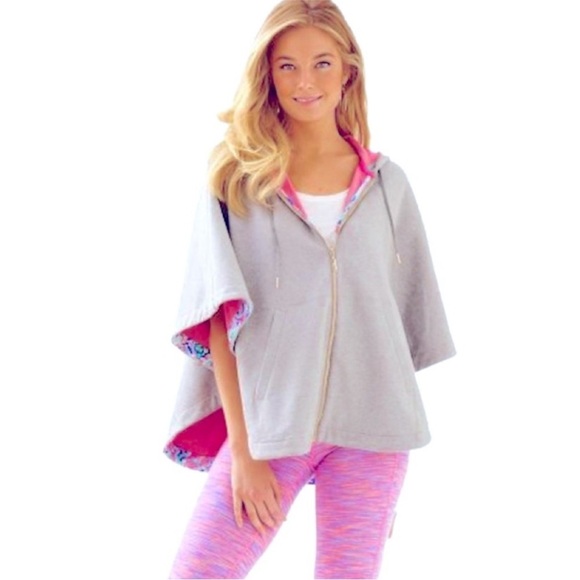 LILLY PULITZER LUXLETIC HOODED PONCHO - Picture 1 of 9